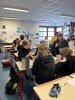 Travail créatif dans l'atelier d'art plastique