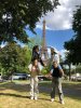 Les jeunes allemandes aiment la Tour Eiffel